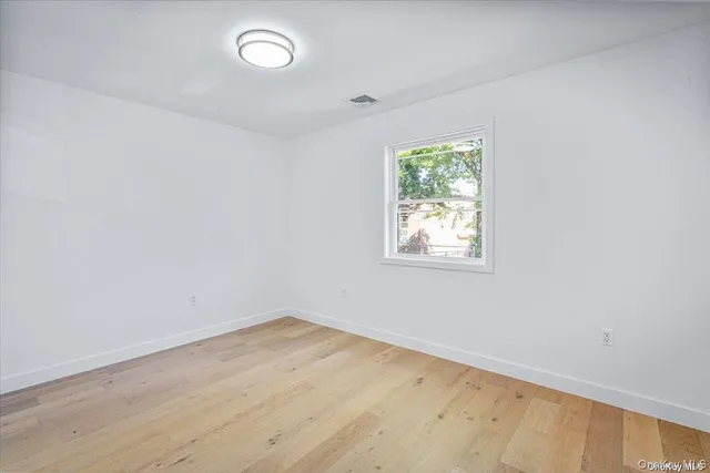 $1,438,000 | 23 Flower Lane, New Hyde Park, NY 11040