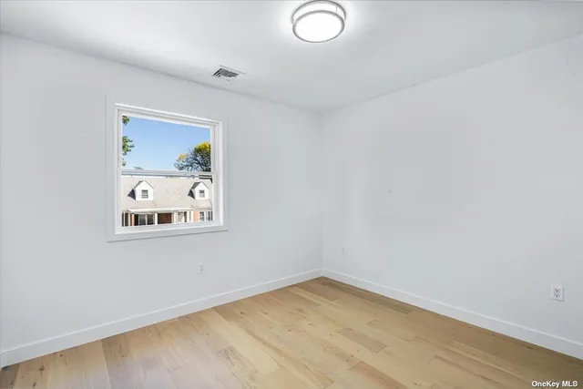 $1,498,000 | 23 Flower Lane, New Hyde Park, NY 11040