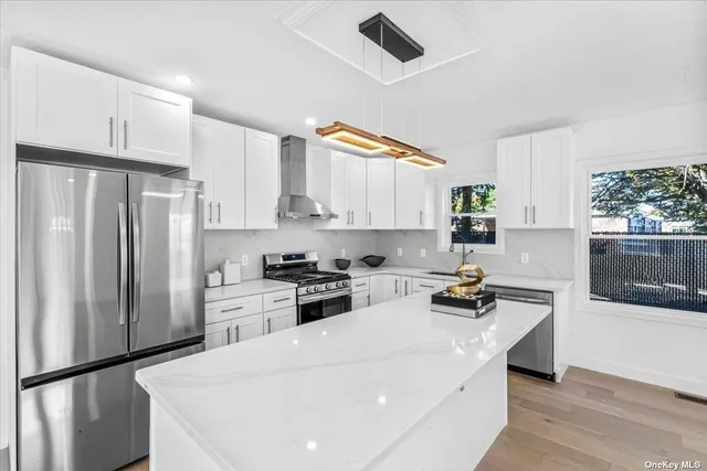 $1,498,000 | 23 Flower Lane, New Hyde Park, NY 11040