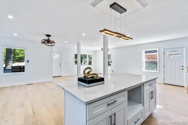 $1,438,000 | 23 Flower Lane, New Hyde Park, NY 11040