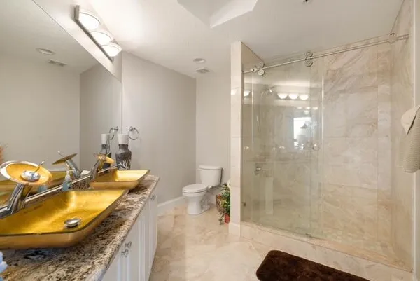 $10,000 | 230 Ocean Grande Boulevard, Unit 802, Jupiter, FL 33477