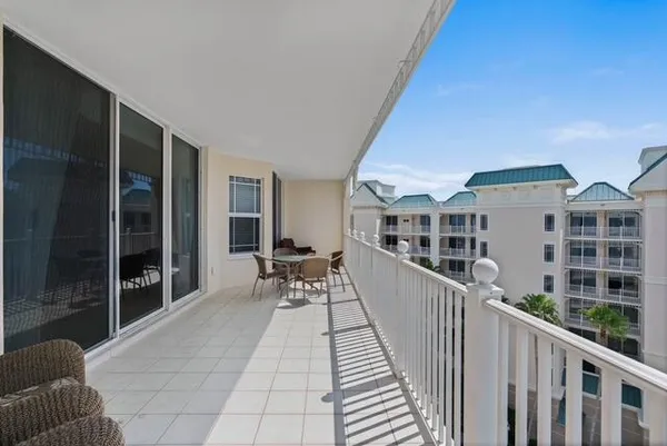 $10,000 | 230 Ocean Grande Boulevard, Unit 802, Jupiter, FL 33477