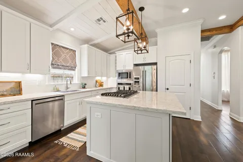$500,000 | 101 Glasgow Drive, Lafayette, LA 70508