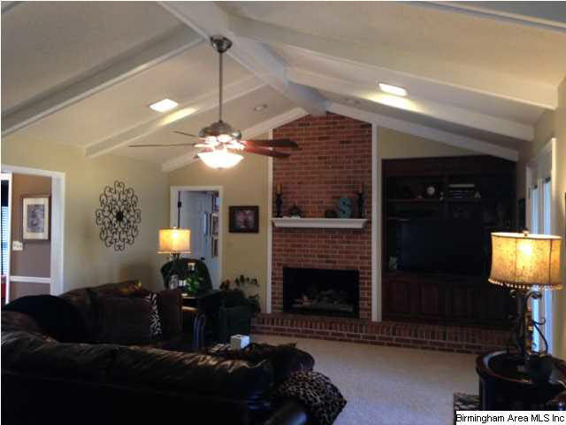 109 Friendship Circle Clanton, AL 35045 - Photo 3 of 25