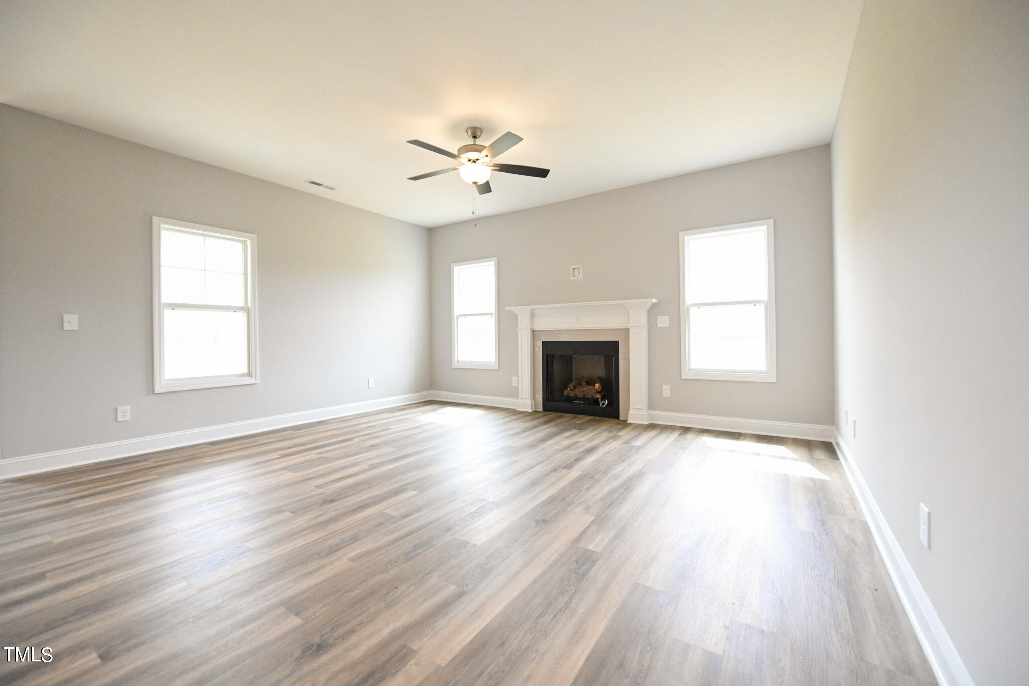 126 Johnson Rdg Way Four Oaks, NC 27524 - Photo 6 of 29 006