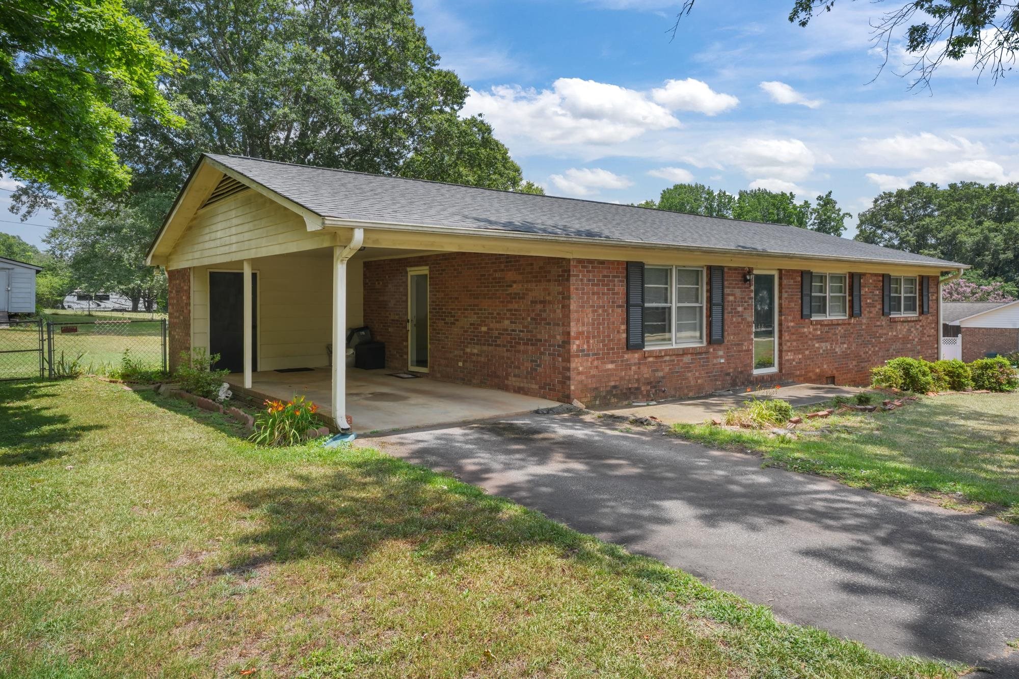 148 Venus Street Inman, SC 29349 - Photo 5 of 29