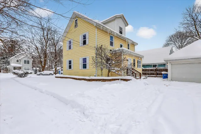 $339,900 | 1024 Chatham Street Northwest, Grand Rapids, MI 49504