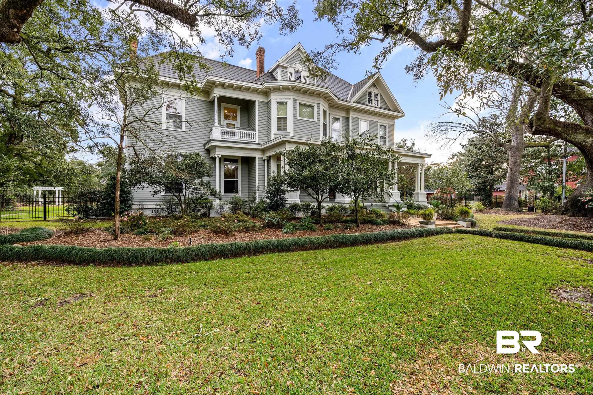 1565 Dauphin Street Mobile, AL 36604 - Photo 2 of 47