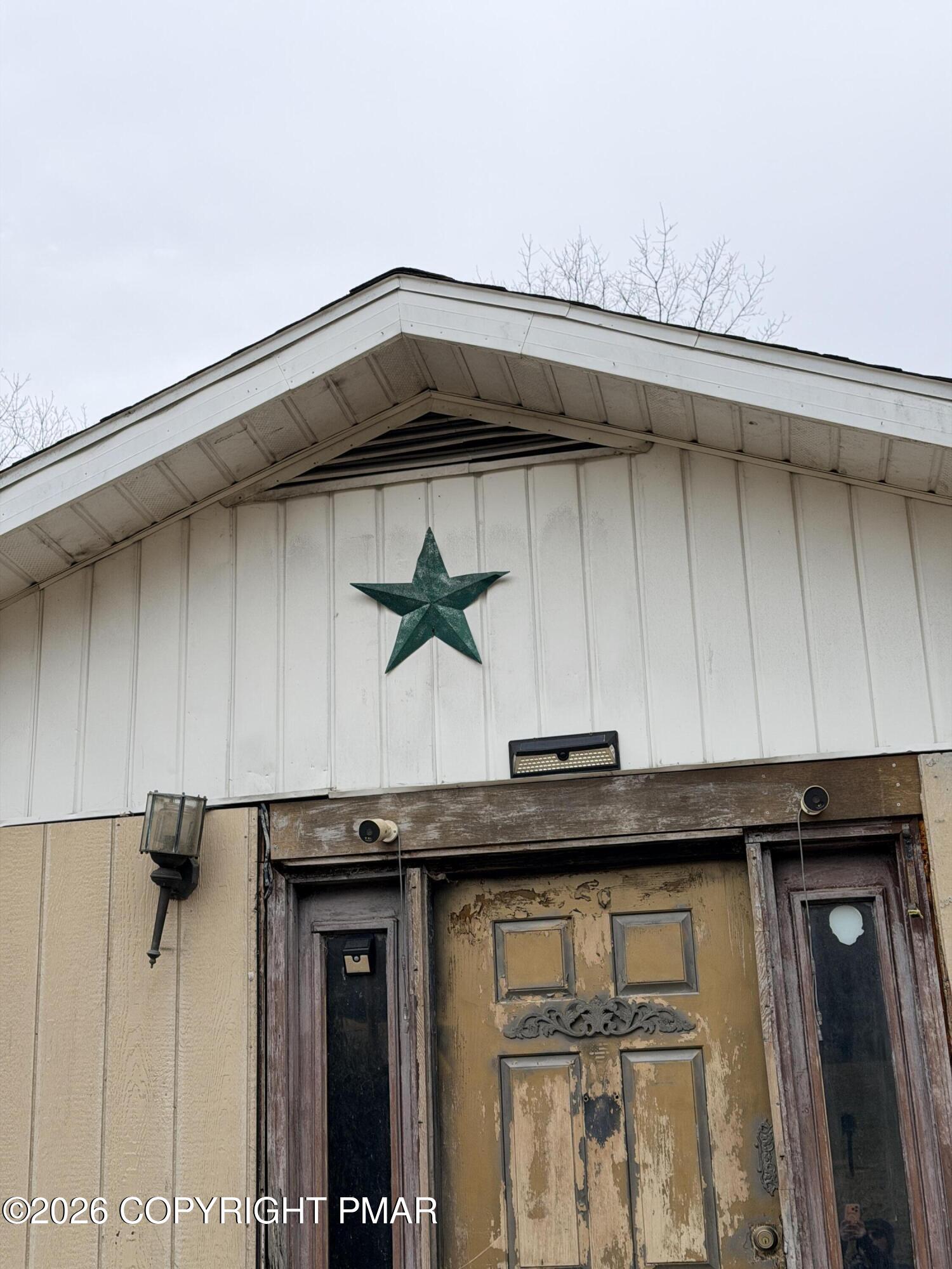260 Creek Road Wapwallopen, PA 18660 - Photo 11 of 113 Front door