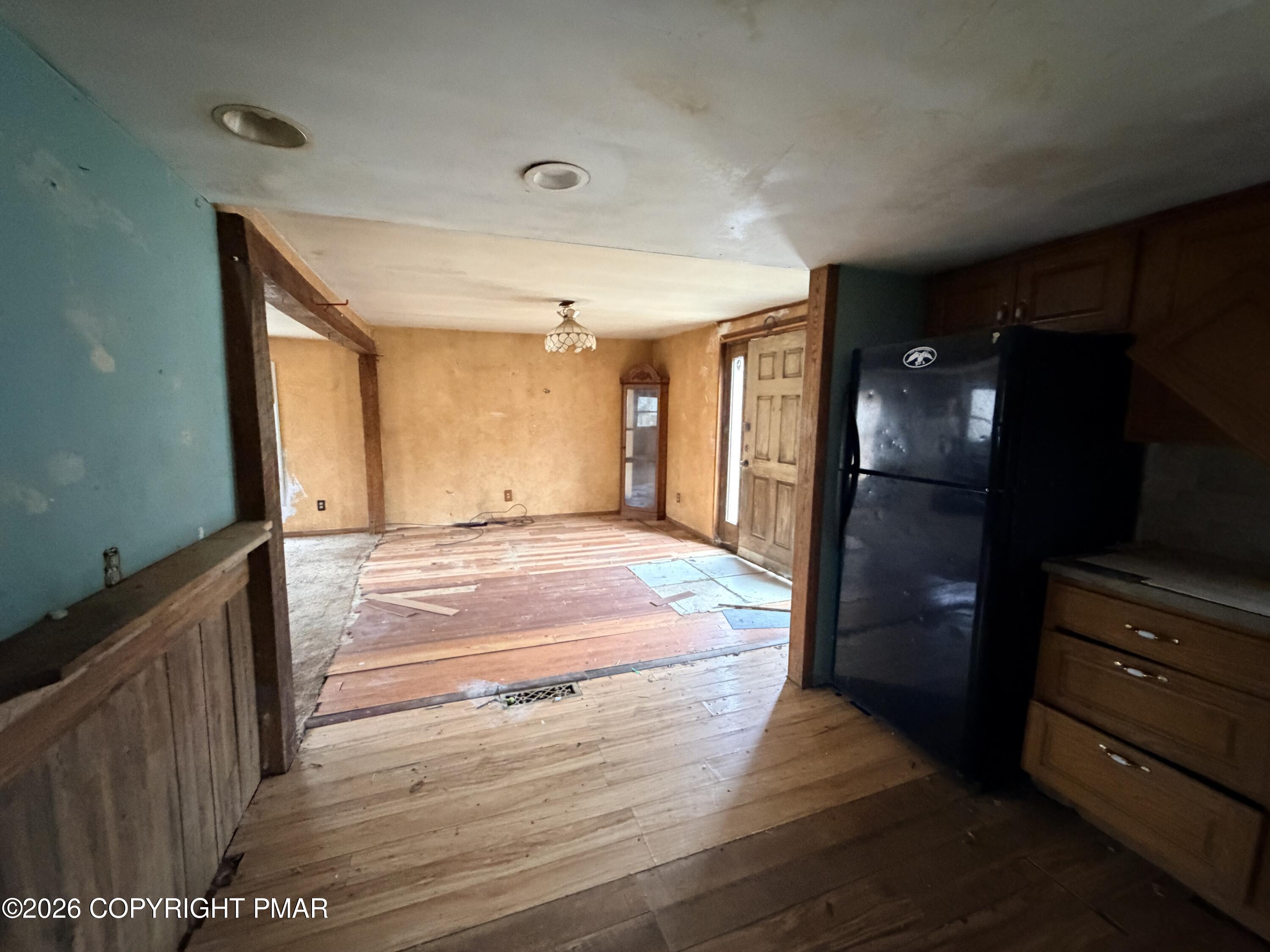 260 Creek Road Wapwallopen, PA 18660 - Photo 22 of 113 Kitchen view to living room