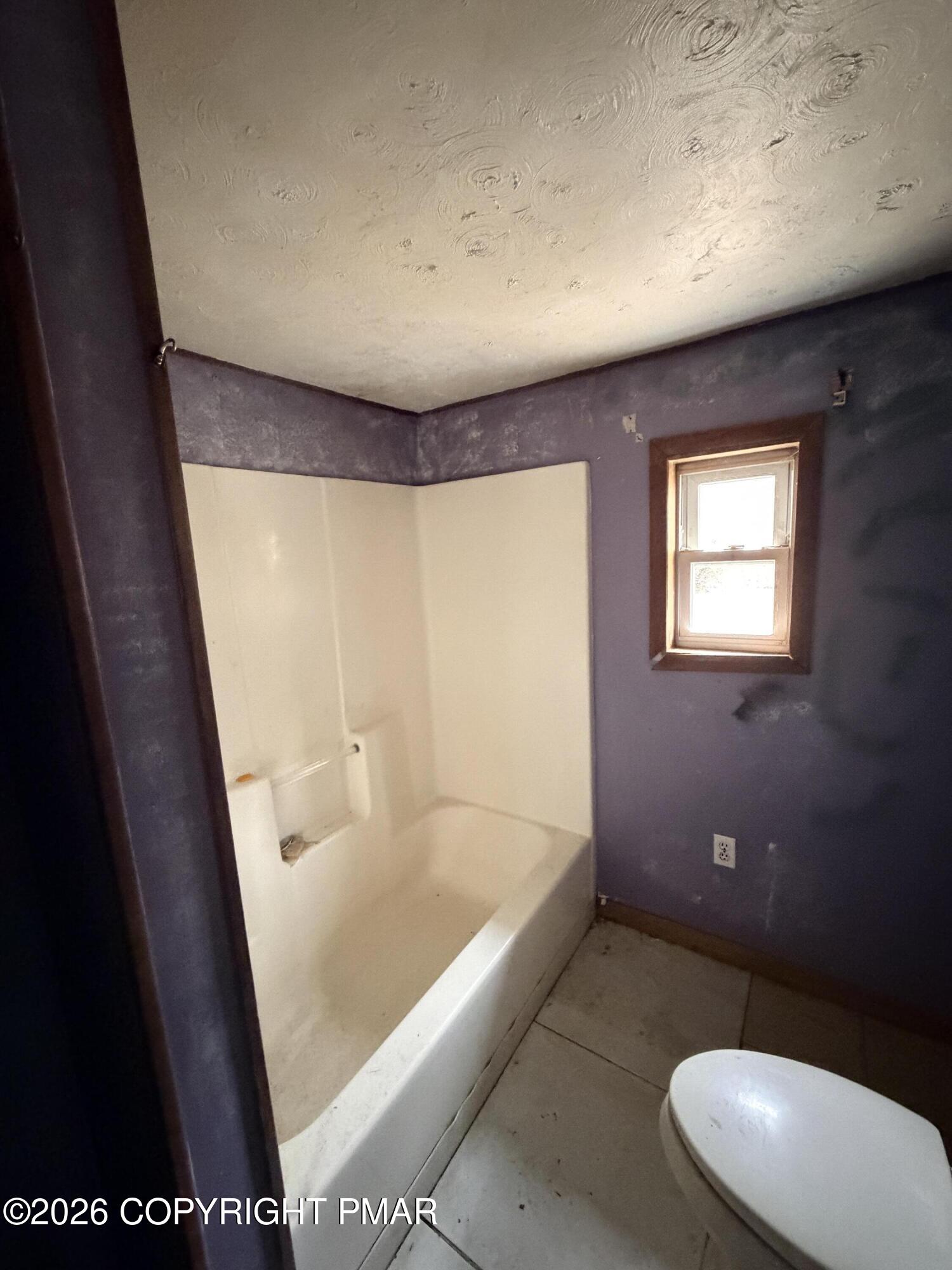 260 Creek Road Wapwallopen, PA 18660 - Photo 39 of 113 Bathroom