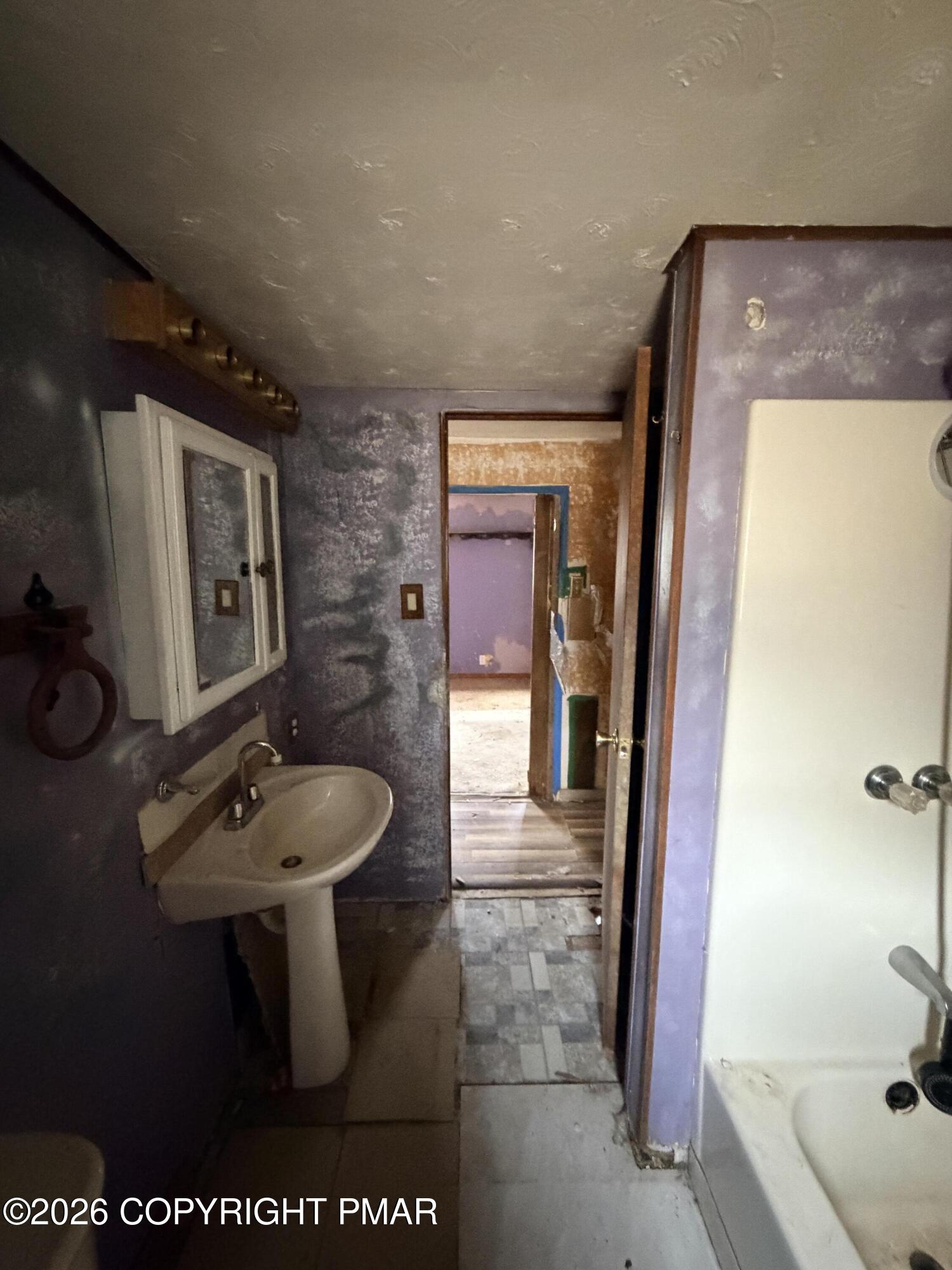 260 Creek Road Wapwallopen, PA 18660 - Photo 47 of 113 Bathroom