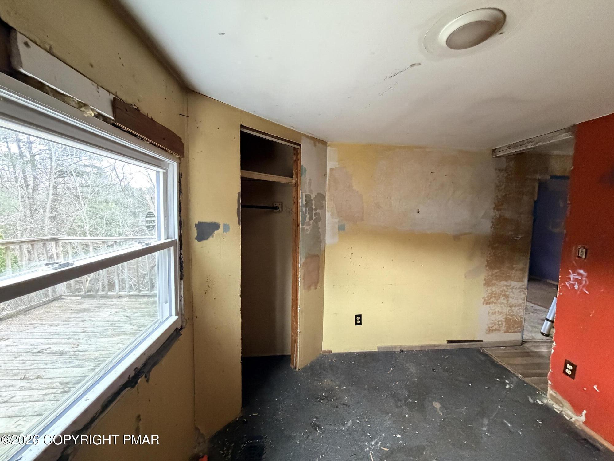 260 Creek Road Wapwallopen, PA 18660 - Photo 50 of 113 Closet