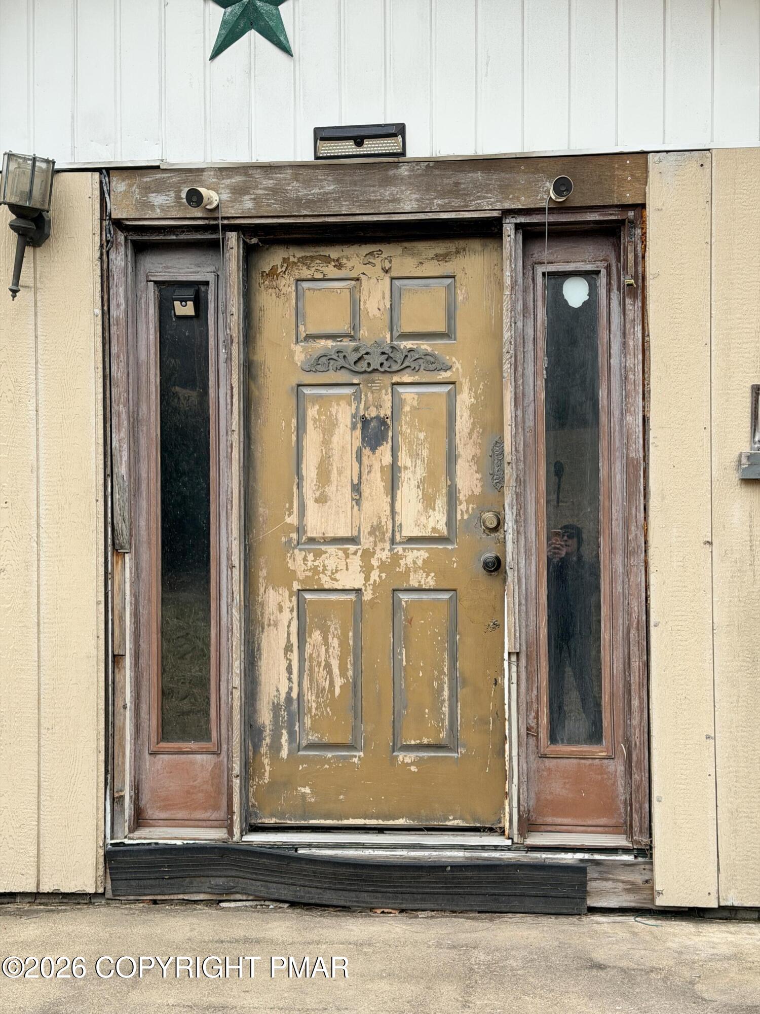 260 Creek Road Wapwallopen, PA 18660 - Photo 10 of 113 front door