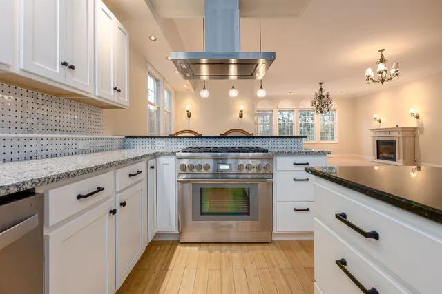 $719,000 | 136 Shore Drive, Salem, NH 03079