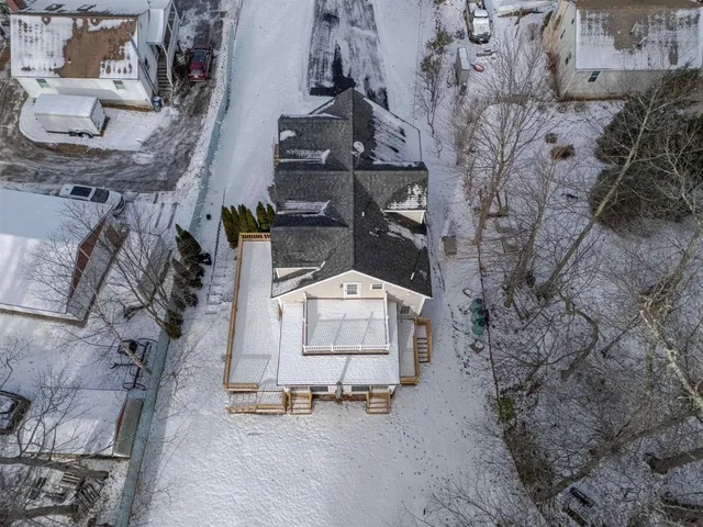 $699,000 | 136 Shore Drive, Salem, NH 03079