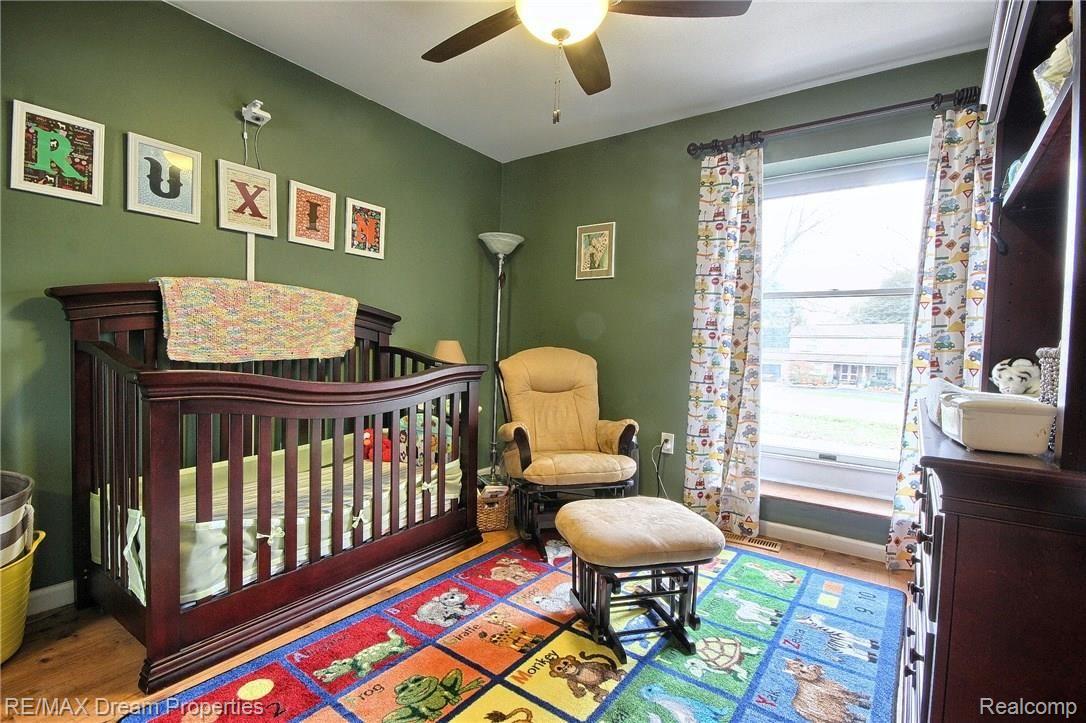 23124 Meadowbrook Road Novi, MI 48375 - Photo 14 of 30 2nd Bedroom.jpg
