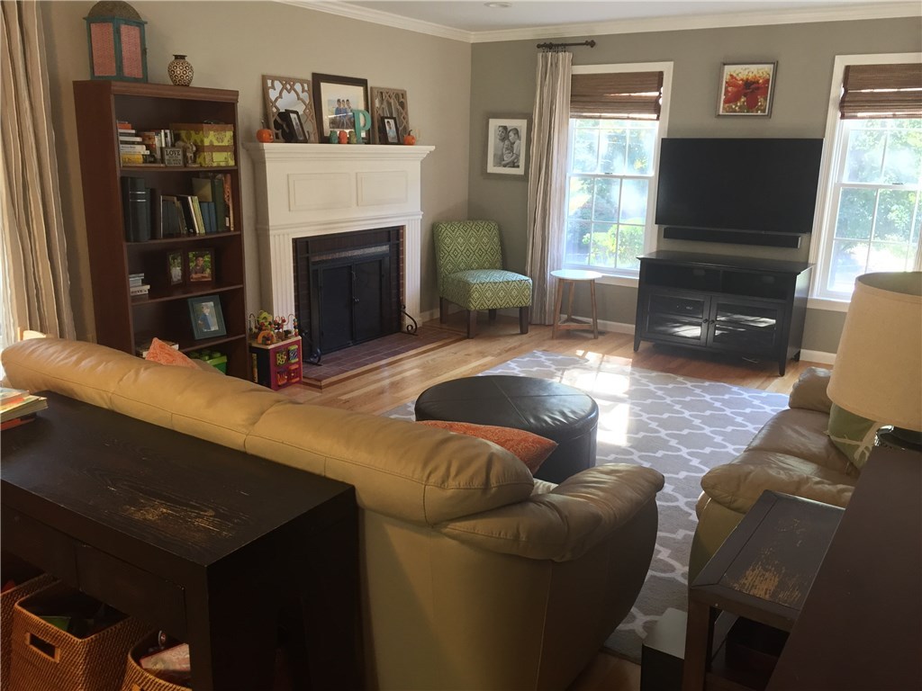 6 Princess Pine Road Lincoln, RI 02865 - Photo 18 of 40 Tons of natural light no matter what time of day.