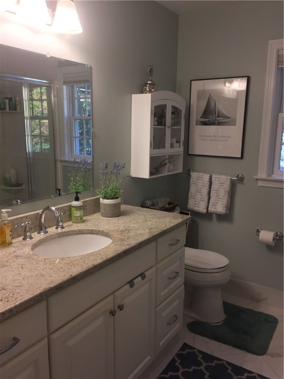 6 Princess Pine Road Lincoln, RI 02865 - Photo 22 of 40 Granite, full, master bath in neutral tones.