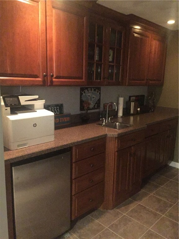 6 Princess Pine Road Lincoln, RI 02865 - Photo 30 of 40 A wet bar is a perfect amenity to this entertainment space.