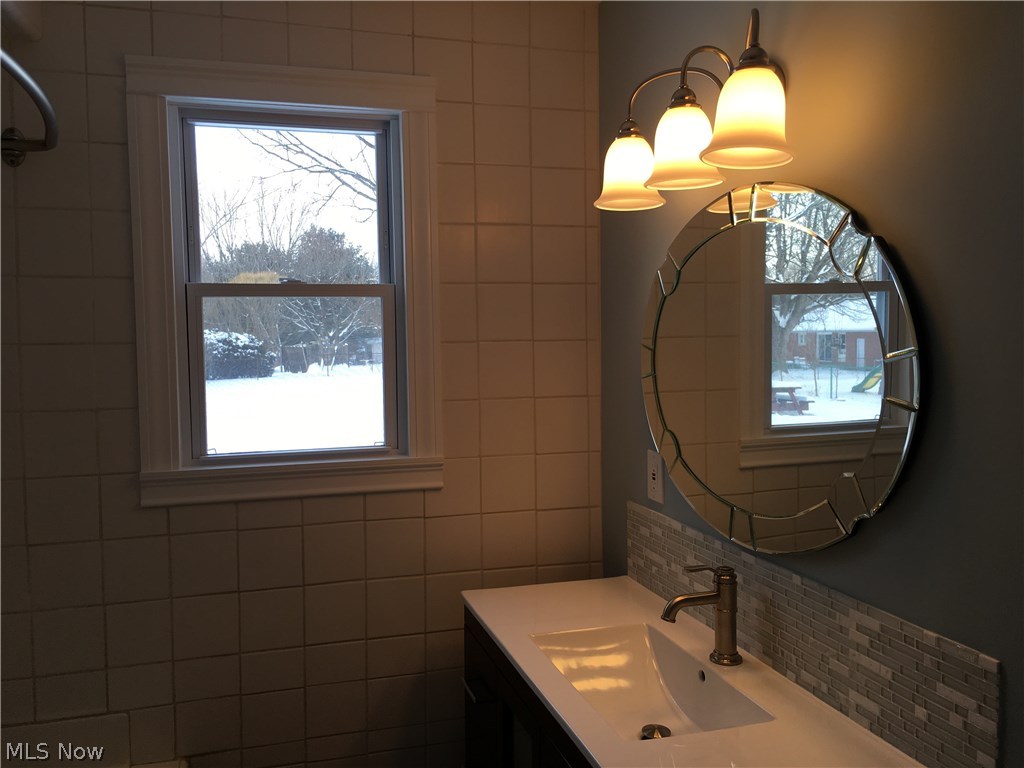 2913 Old Home Road Akron, OH 44312 - Photo 24 of 35