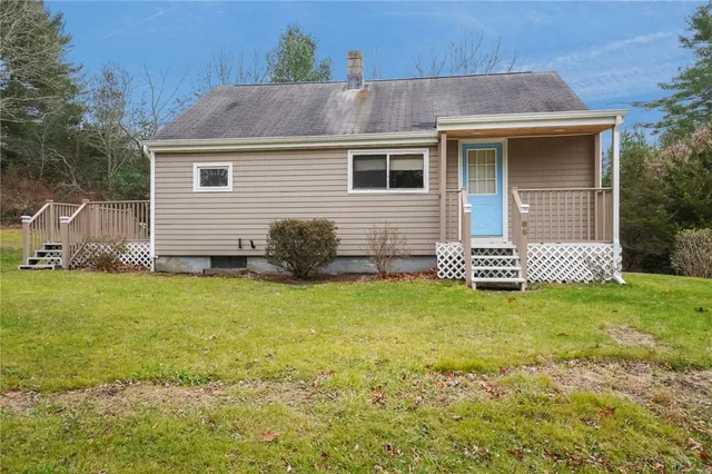 $375,000 | 86 Laurel Lane, South Kingstown, RI 02892