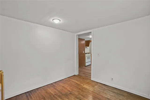 $375,000 | 86 Laurel Lane, South Kingstown, RI 02892