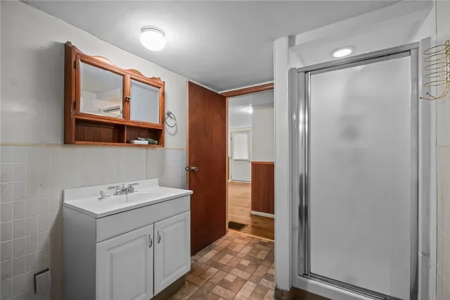 $375,000 | 86 Laurel Lane, South Kingstown, RI 02892