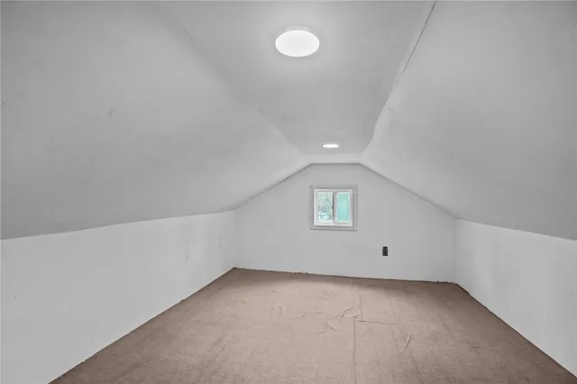 $375,000 | 86 Laurel Lane, South Kingstown, RI 02892