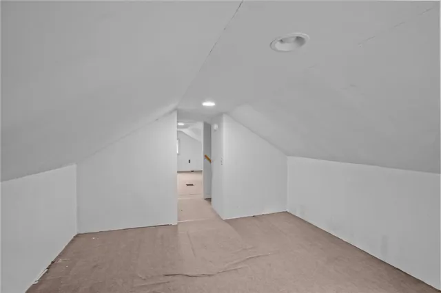 $375,000 | 86 Laurel Lane, South Kingstown, RI 02892