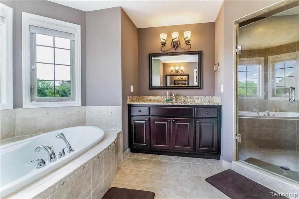 4906 Stonehenge Drive Rochester, MI 48306 - Photo 31 of 53