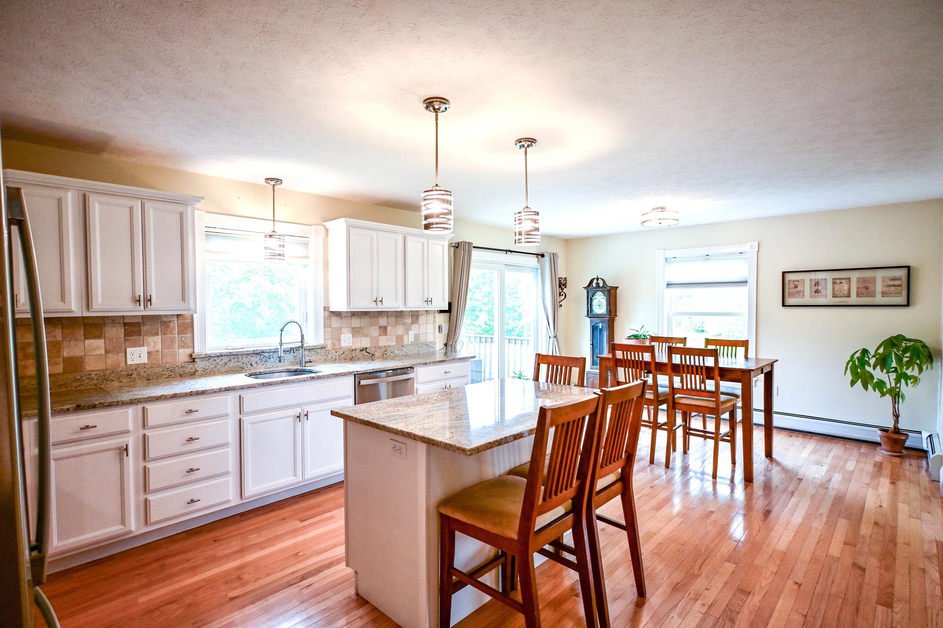 31 Pride Street Westbrook, ME 04092 - Photo 9 of 40 31 Pride Street