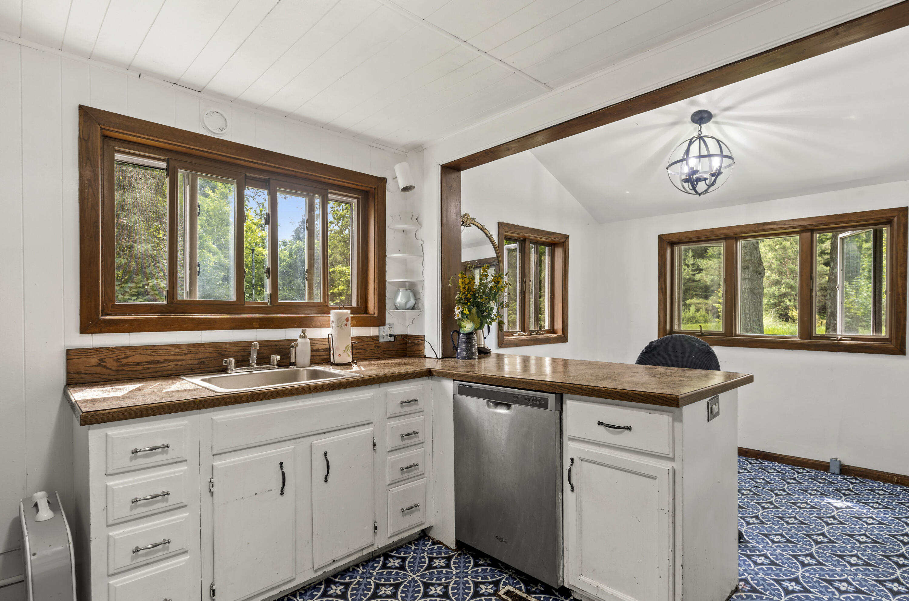 9234 Glovers Lake Road Bear Lake, MI 49614 - Photo 5 of 35 0S5A2063