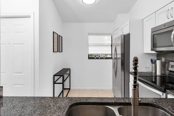 $2,800 | 3139 Millwood Terrace, Unit 230, Boca Raton, FL 33431