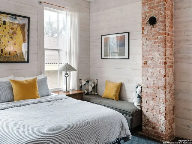 $8,500 | 215 Beauregard Street, San Antonio, TX 78204