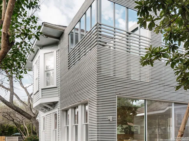 $8,500 | 215 Beauregard Street, San Antonio, TX 78204