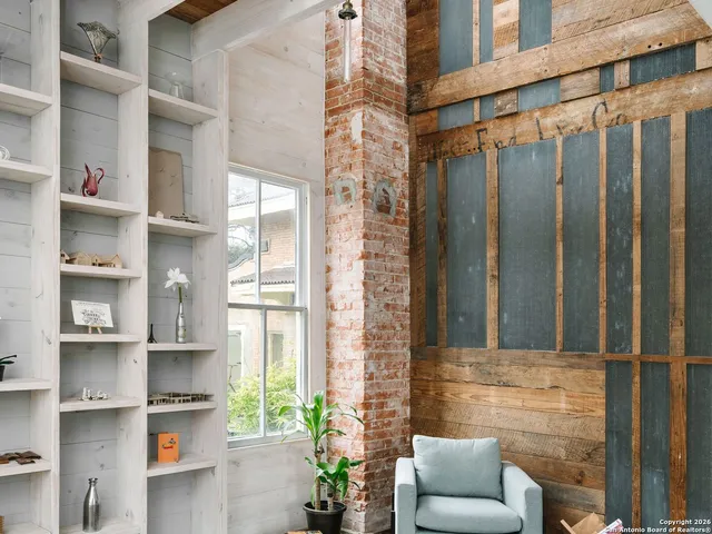 $8,500 | 215 Beauregard Street, San Antonio, TX 78204