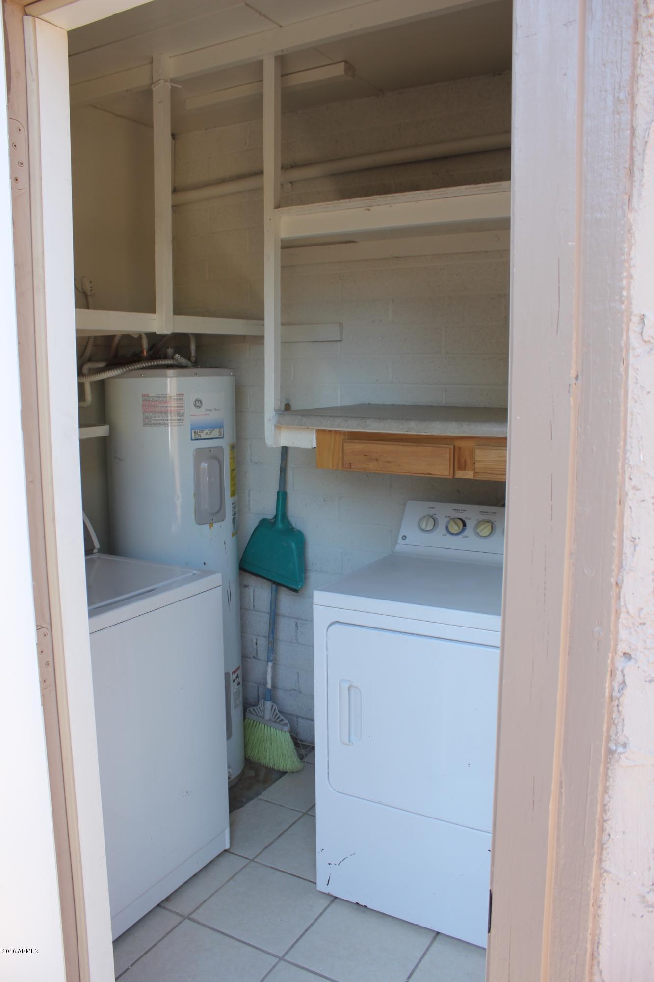 600 South Dobson Road, Unit 194 Mesa, AZ 85202 - Photo 22 of 28 Laundry room outside