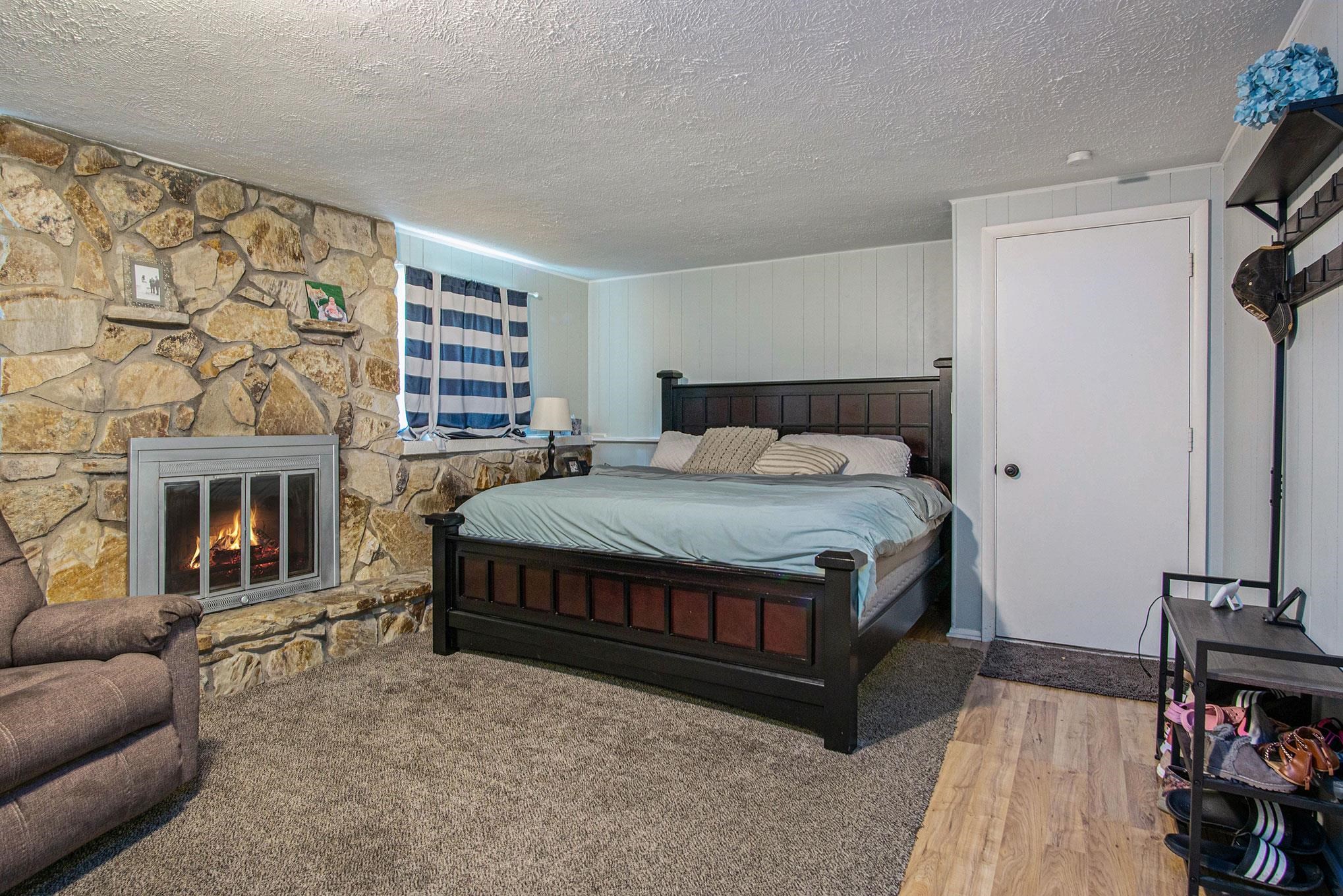 10121 Dunn Road Osceola, IN 46561 - Photo 12 of 24 Gallery Image 12
