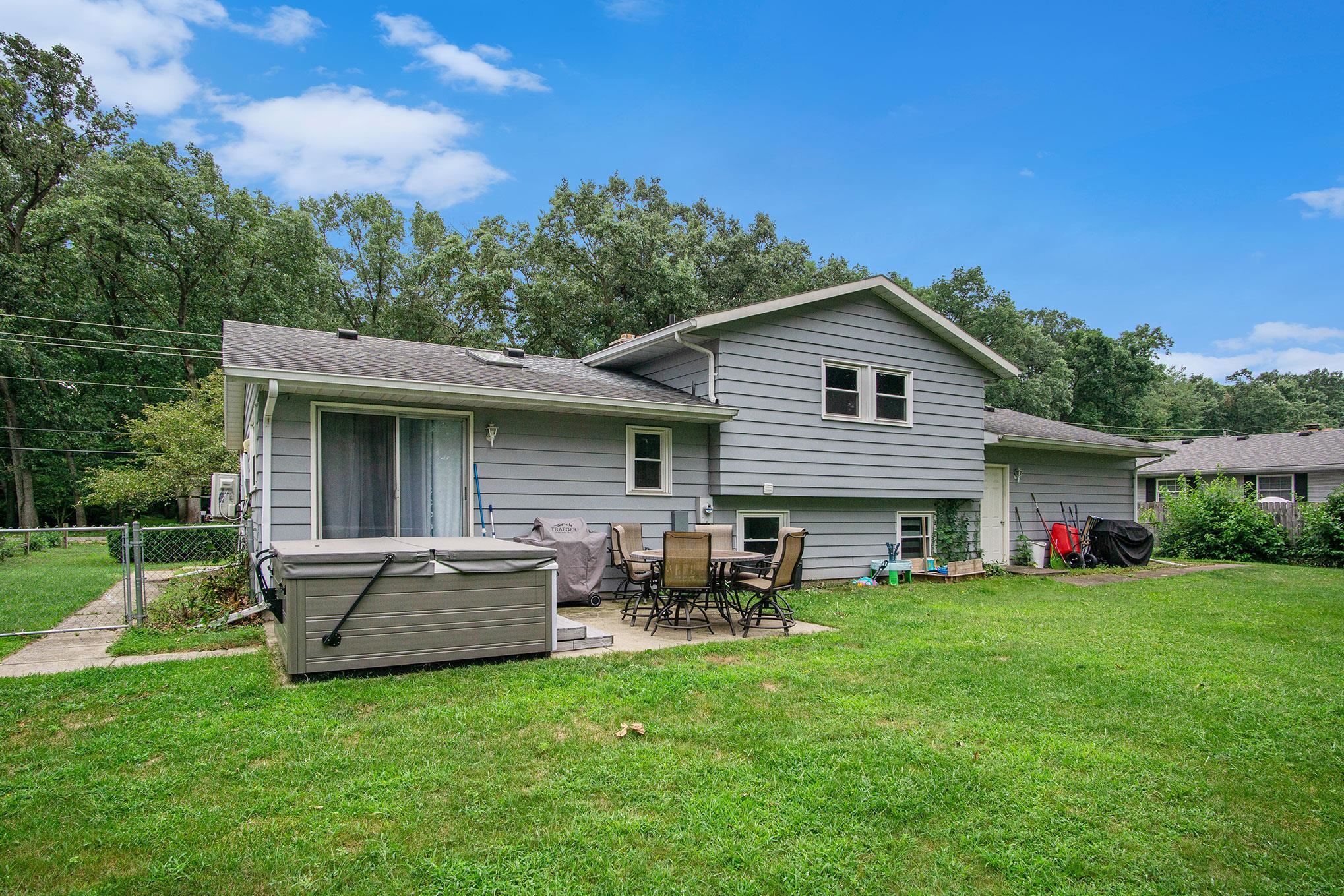 10121 Dunn Road Osceola, IN 46561 - Photo 23 of 24 Gallery Image 23