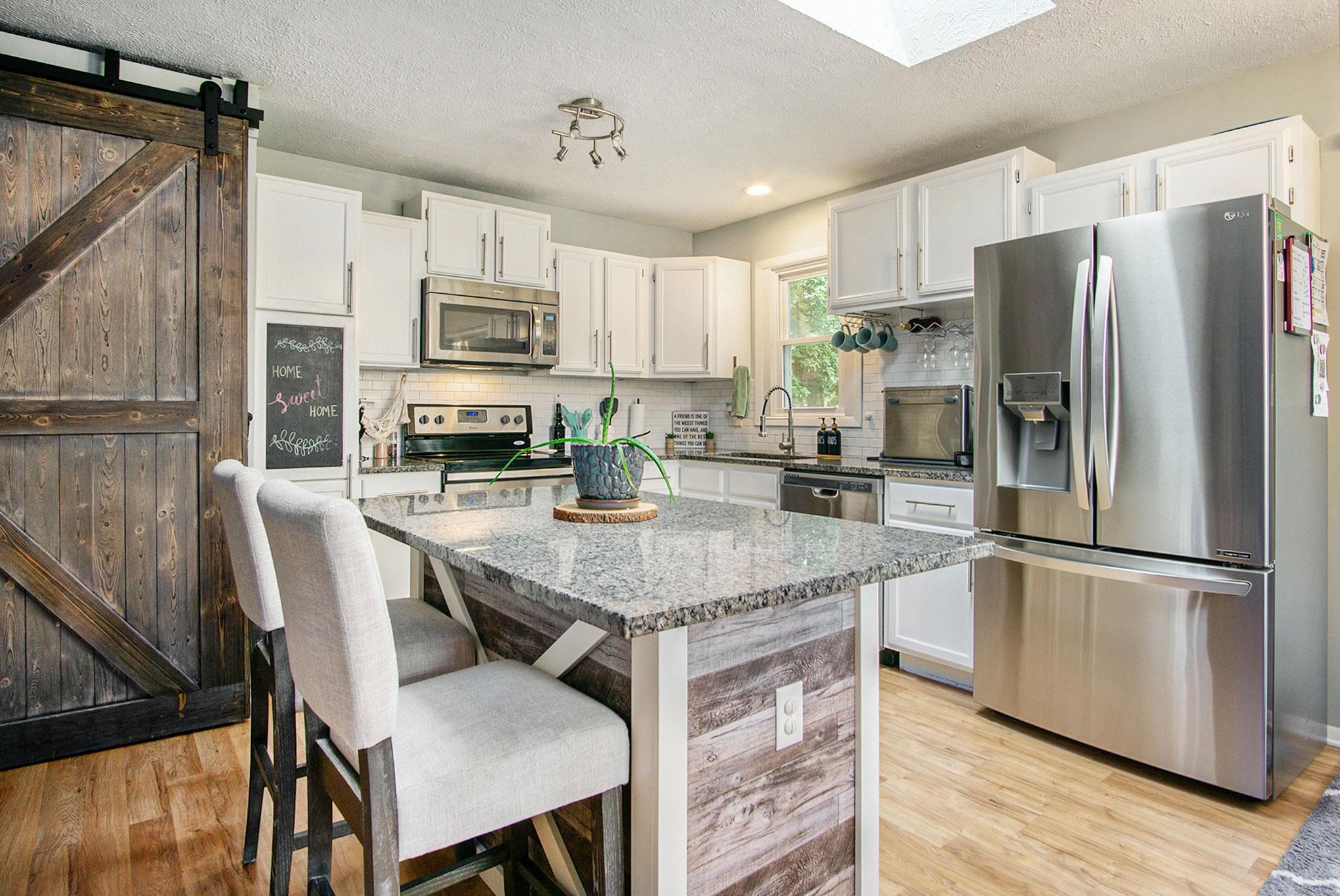 10121 Dunn Road Osceola, IN 46561 - Photo 9 of 24 Gallery Image 9
