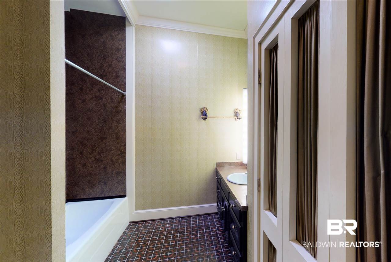 101 Eaton Square Mobile, AL 36608 - Photo 29 of 36