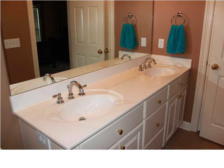 103 Bailey''s Ridge Circle Clinton, MS 39056 - Photo 33 of 50 Master Bath