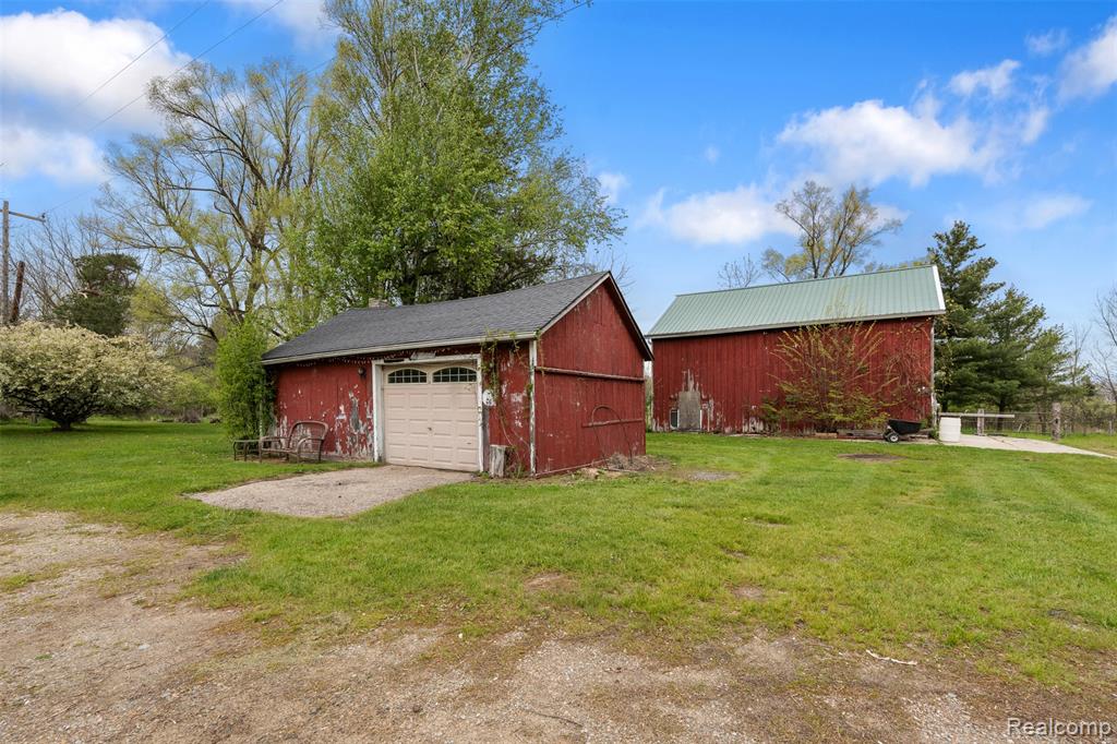 1775 Imlay City Road Lapeer, MI 48446 - Photo 40 of 60