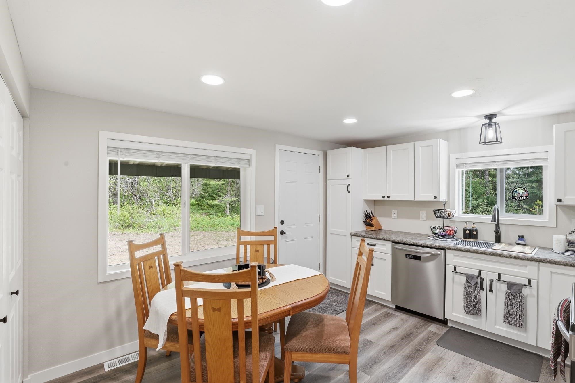 4543 West Olson Road Clayton, WA 99110 - Photo 6 of 22