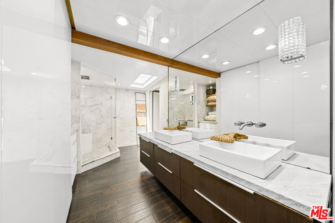 2802 Angus Street Los Angeles, CA 90039 - Photo 12 of 36