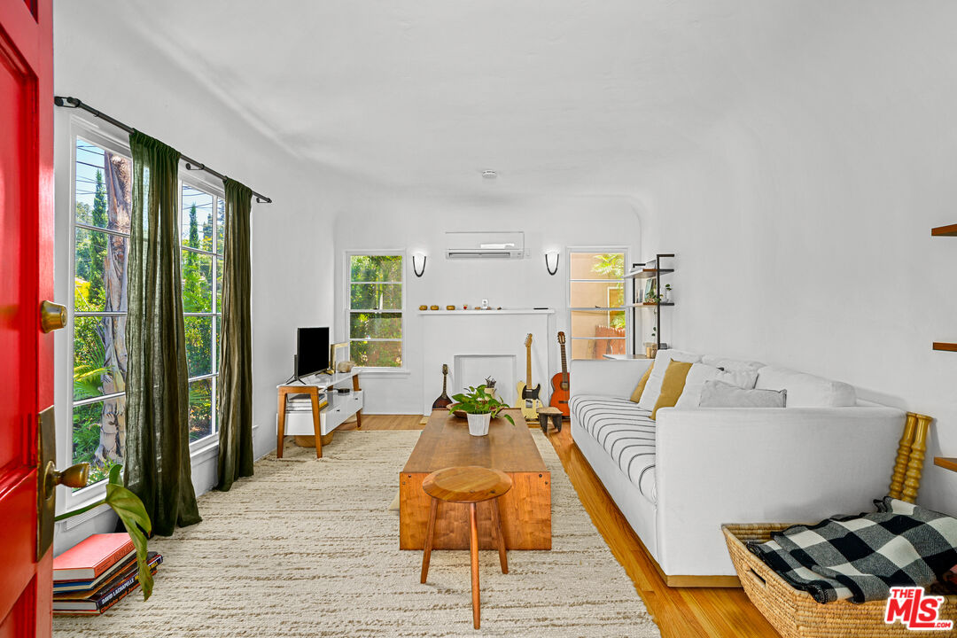 2802 Angus Street Los Angeles, CA 90039 - Photo 17 of 36