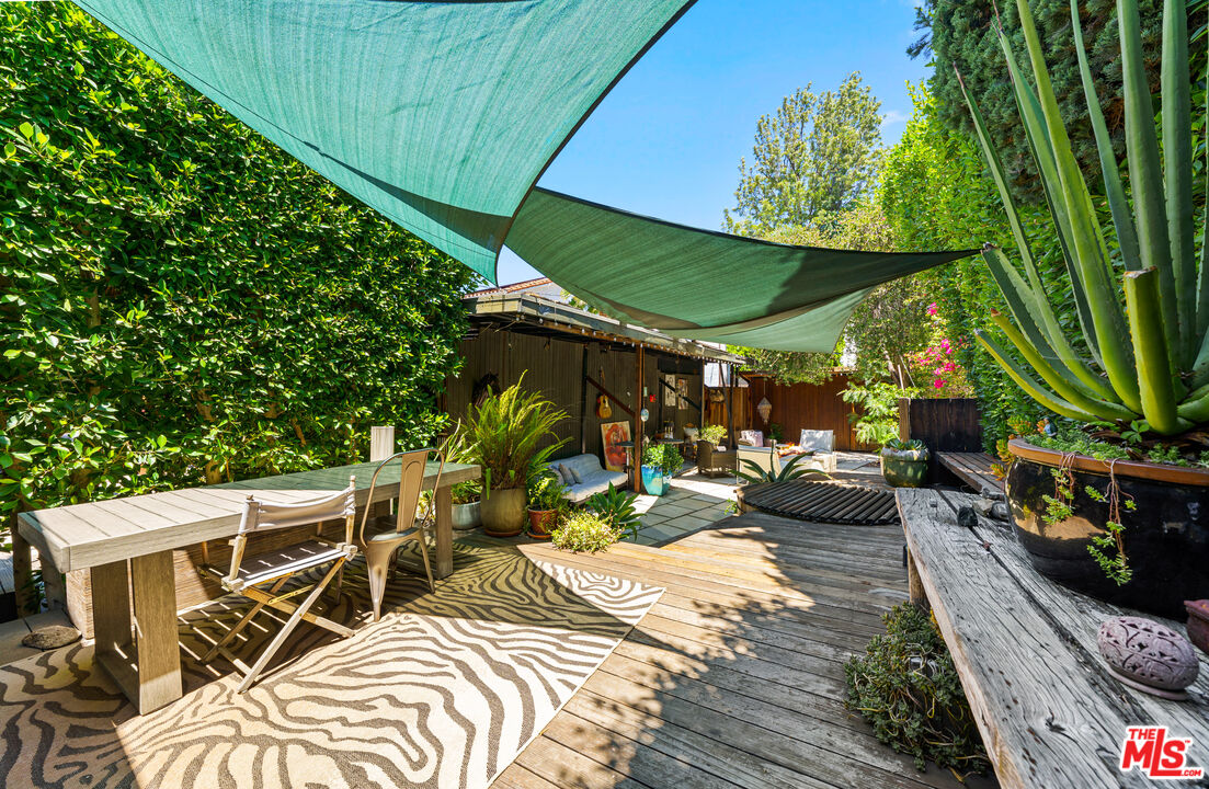 2802 Angus Street Los Angeles, CA 90039 - Photo 8 of 36