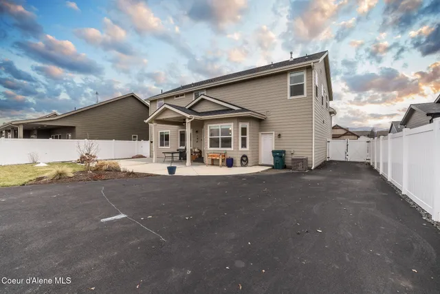 $975,000 | 849 West Ashworth Lane, Post Falls, ID 83854