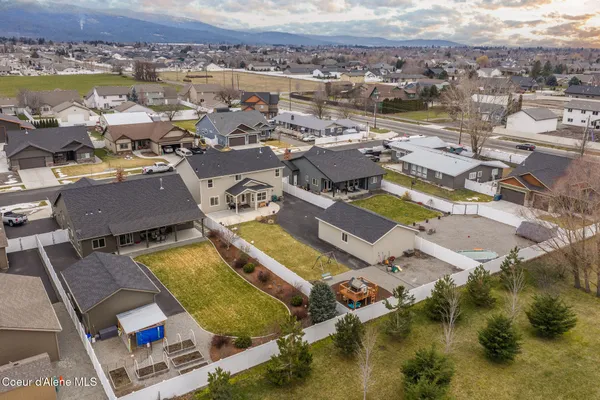 $949,900 | 849 West Ashworth Lane, Post Falls, ID 83854